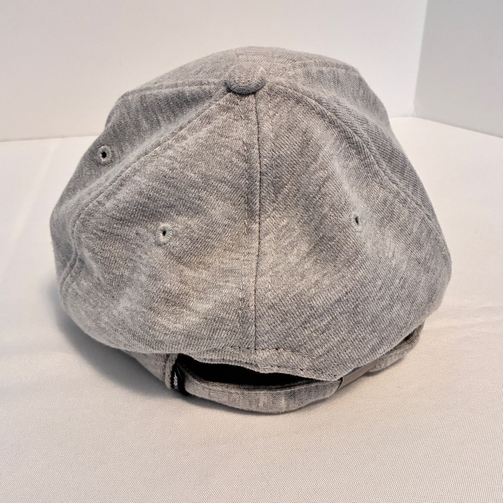 Ivy Park Women's Logo Snapback Baseball Cap Hat Gray/ Black One Size - Picture 3 of 5